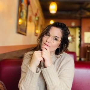 Meet your Posher, Alexandra